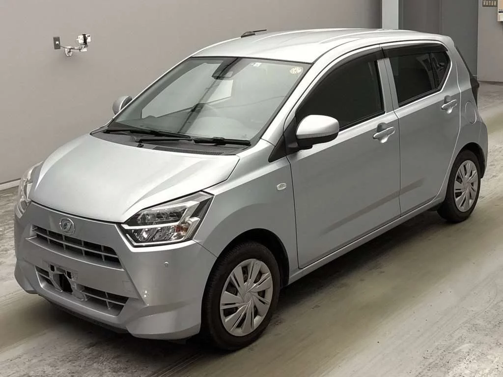 Daihatsu Mira e:S LA350S 2021